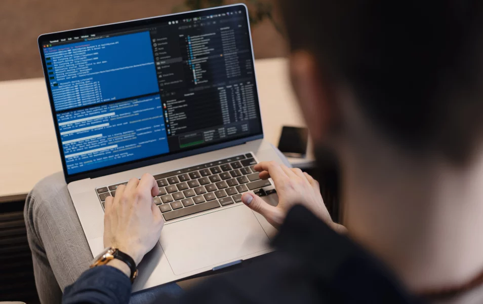 Java developers work in the open source development environment Eclipse